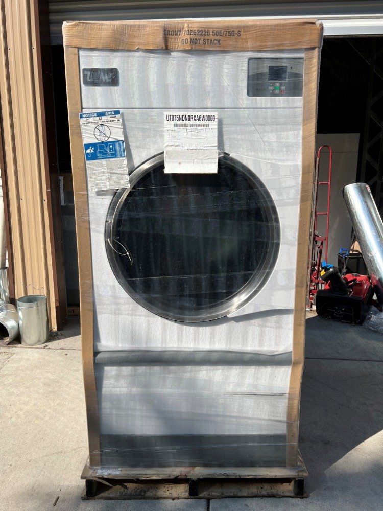 UniMac - * CLOSE OUT SPECIAL* NEW Unimac 75lb Dryers