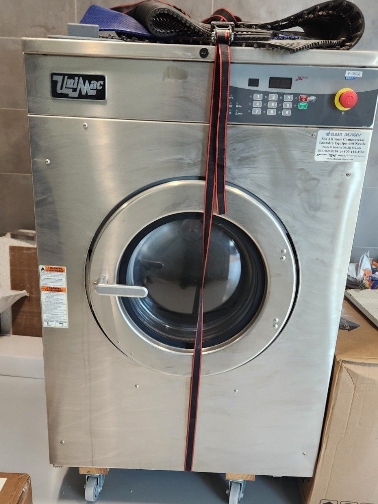 UniMac - USED Unimac 60lb Hardmount Washer