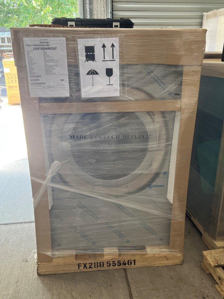 UniMac - *CLOSE OUT SPECIAL* NEW Unimac 70lb Washer